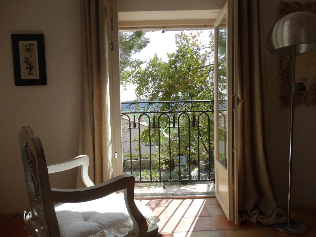 Le Clos Du Tilleul Guest house Saint-Michel-l'Observatoire
